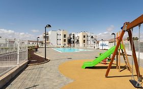 Homeforguest Apartamento En Residencia De Lujo Con Terraza Y Piscina