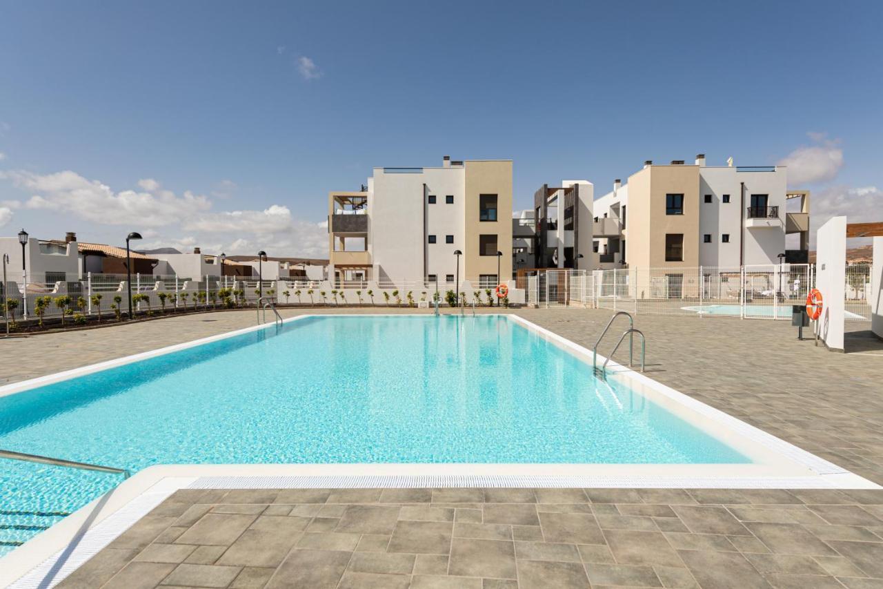 Homeforguest Apartamento En Residencia De Lujo Con Terraza Y Piscina La Guirra Exterior photo