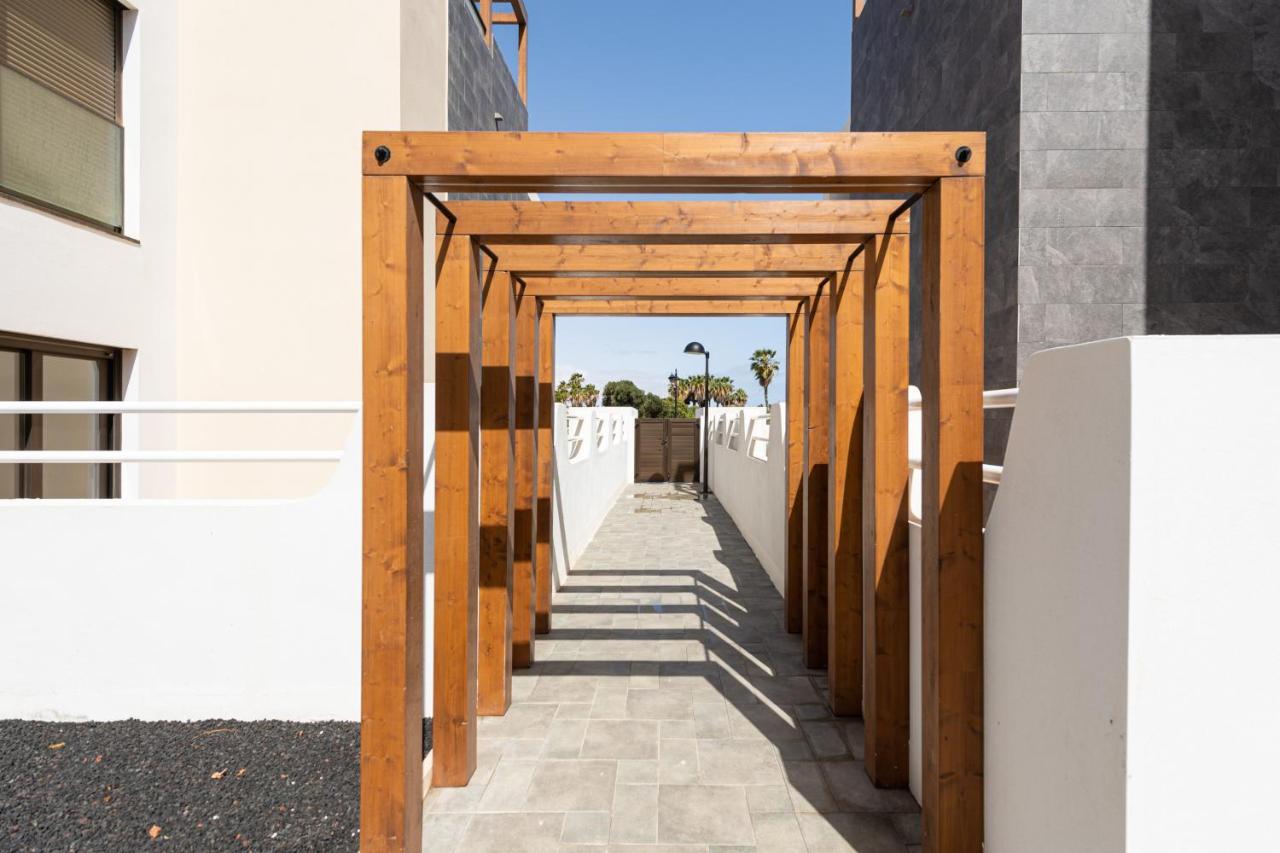 Homeforguest Apartamento En Residencia De Lujo Con Terraza Y Piscina La Guirra Exterior photo