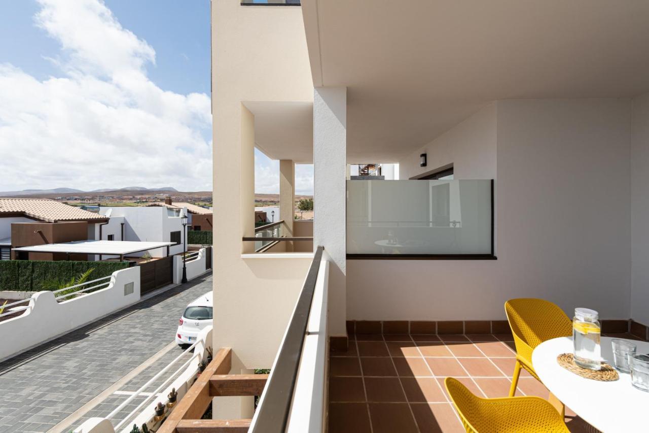 Homeforguest Apartamento En Residencia De Lujo Con Terraza Y Piscina La Guirra Exterior photo