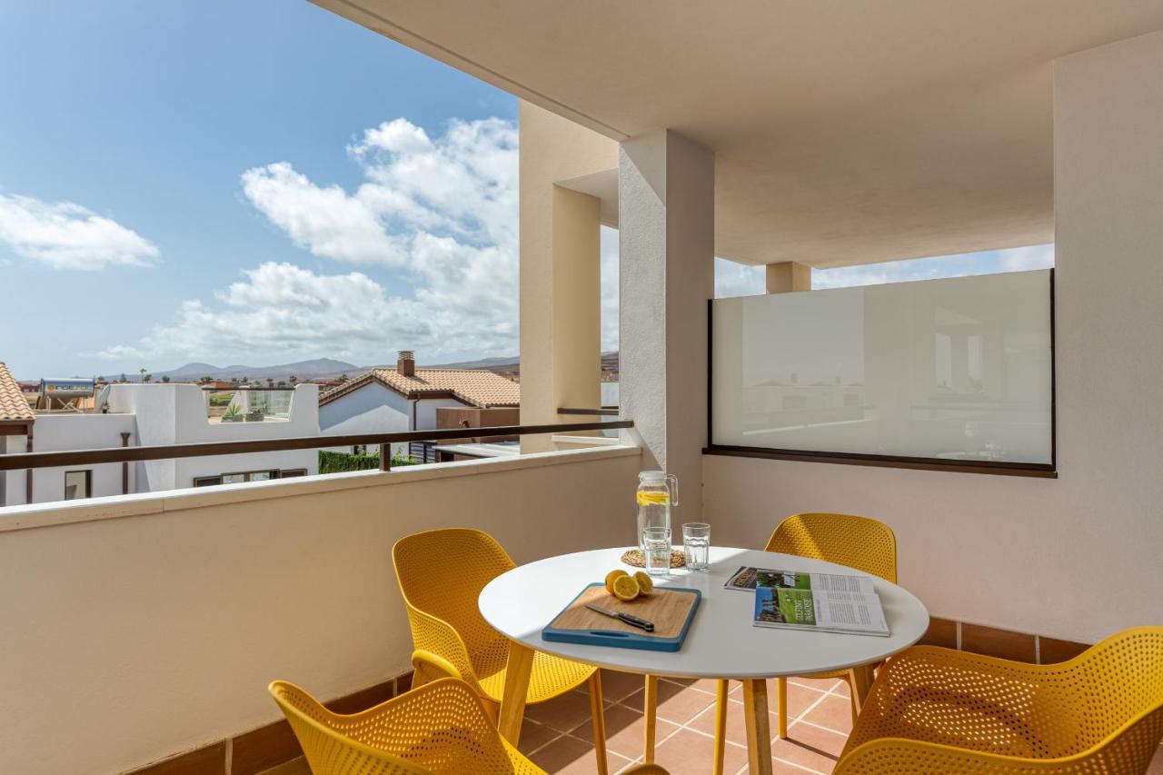 Homeforguest Apartamento En Residencia De Lujo Con Terraza Y Piscina La Guirra Exterior photo
